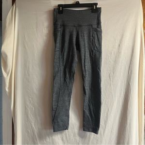 Athleta Chaturanga To Town high rise tight spacedye 7/8 length size XS #479049